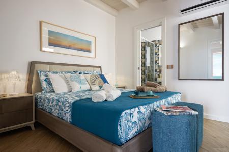 House on the beach 3