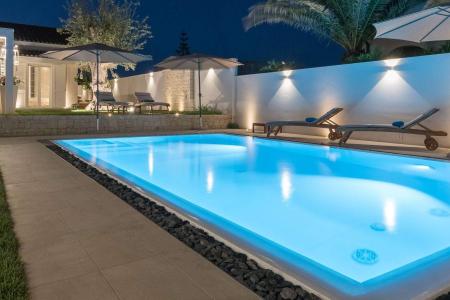Luxusvillen in Sizilien mit Pool